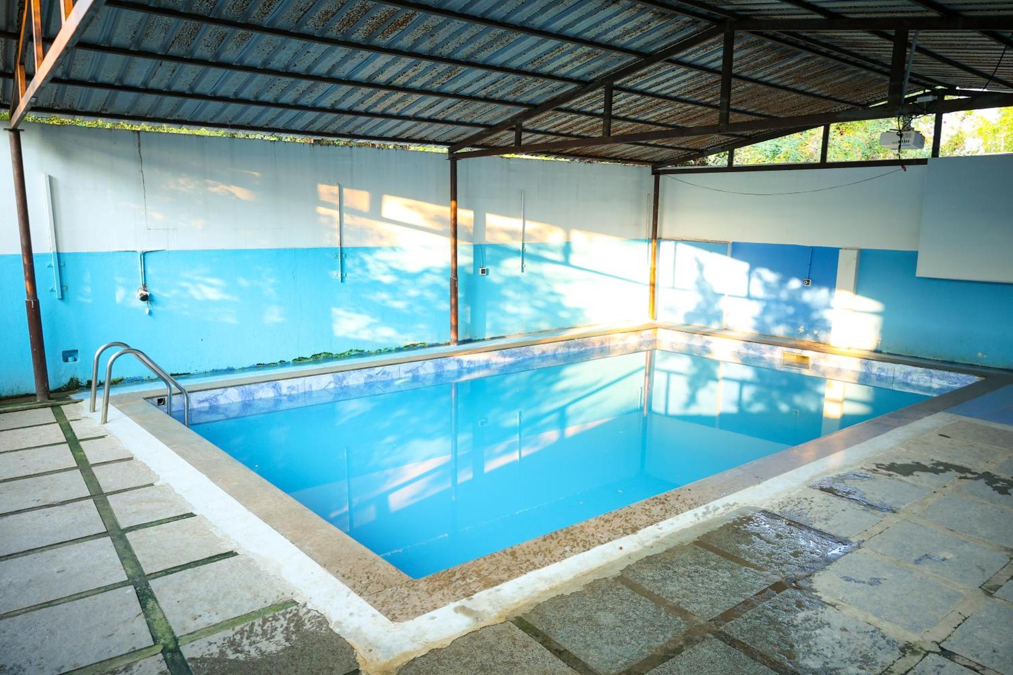 The Club House Hotel Puducherry Eksteriør billede